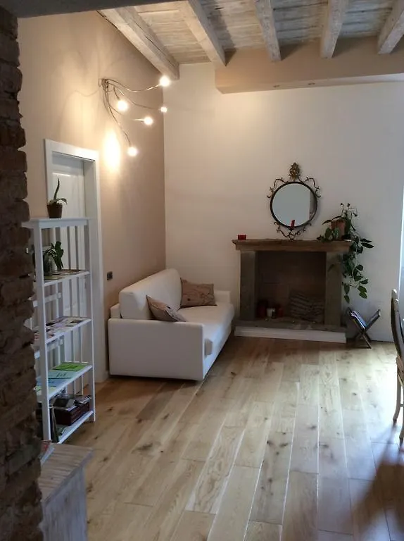 Accademia Deluxe Apartment Bergamo