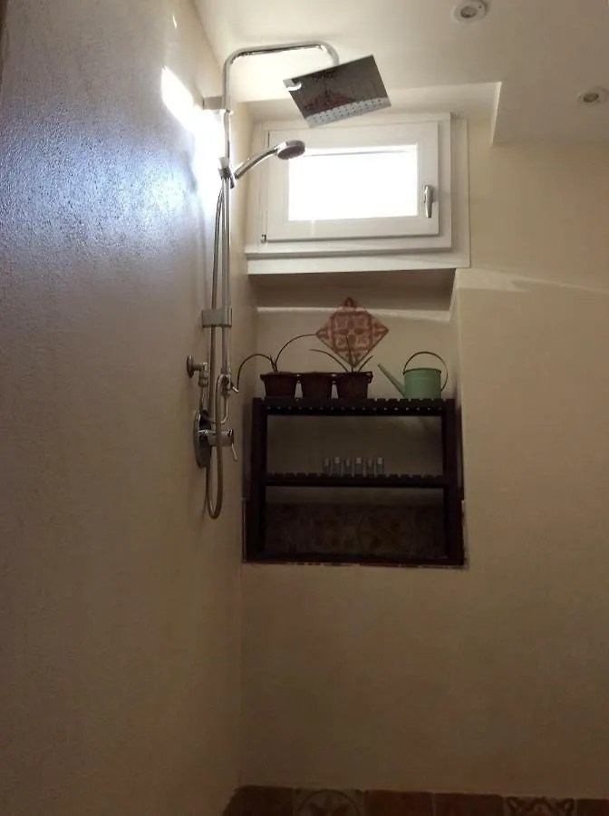 Accademia Deluxe Apartment Bergamo 0*,  Italy